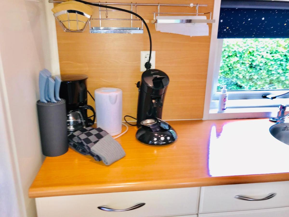 De Corner Van Zeeland Met Jacuzzi 圣安娜兰 外观 照片